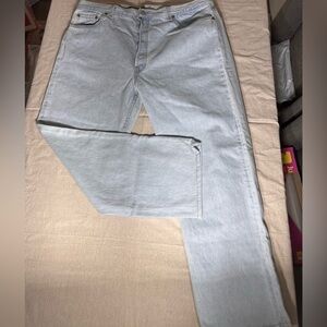 Vintage 1995 NWT Levi's 501 button fly. Size 42X30 irregular.‎